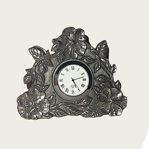 LENOX | Kirk Stieff Collection Mini Quartz Pewter Clock - Picture 1 of 13